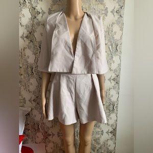 CO-ORD SHORT SET WITH CAPE BLAZER